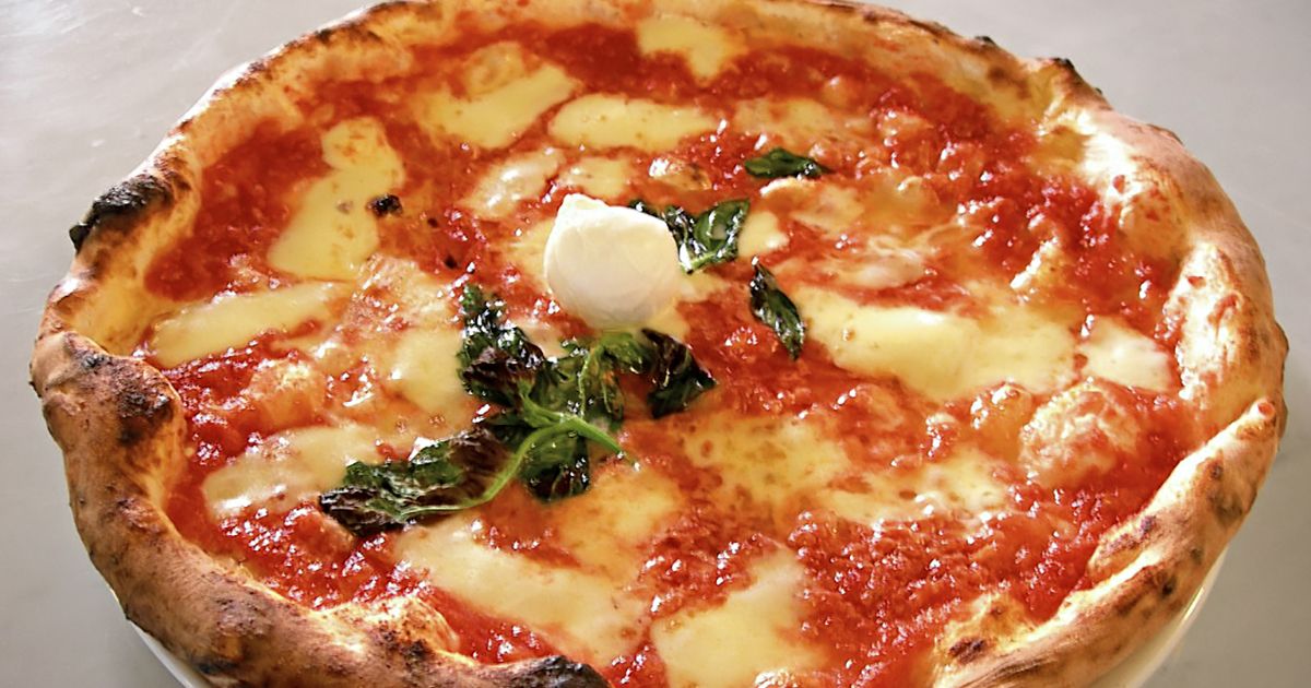 Riceve pizza a domicilio mai ordinata da 9 anni. L’uomo non riesce più a dormire