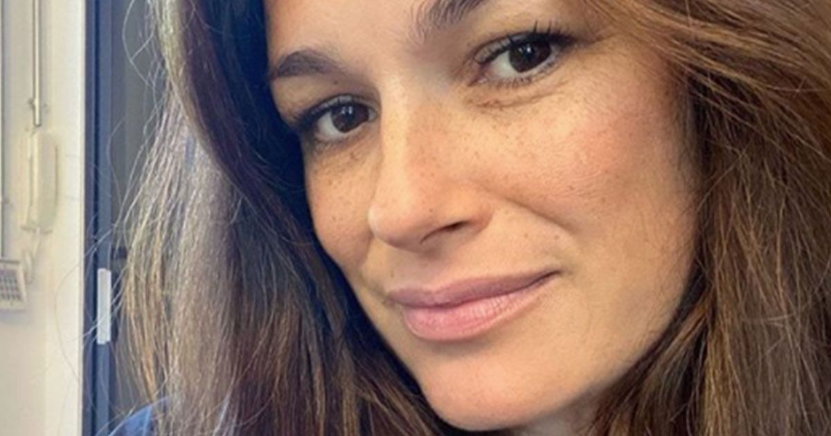 Alena Seredova: raggiante nella foto di famiglia con i suoi genitori