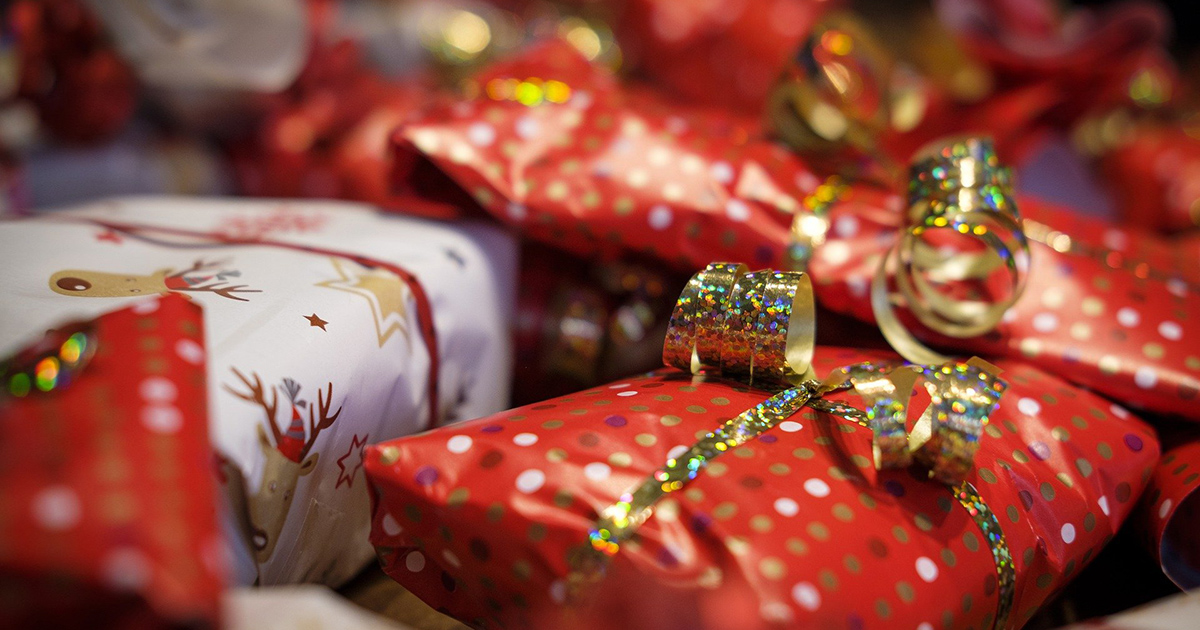 Galles: una coppia ha deciso di rendere meraviglioso il Natale dei bimbi meno fortunati