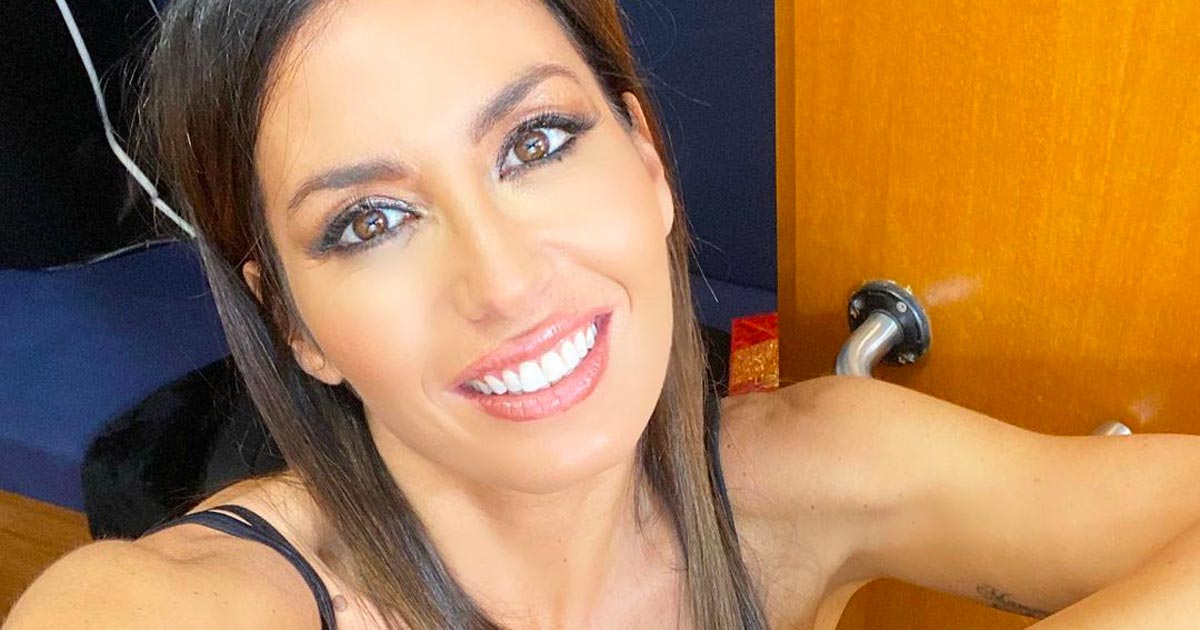 Sotto il vestito niente, la foto di Elisabetta Gregoraci fa innamorare i fan