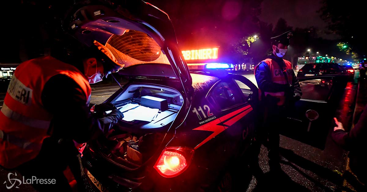 Cade da ubriaco, finge di essere stato rapinato per paura della reazione della moglie