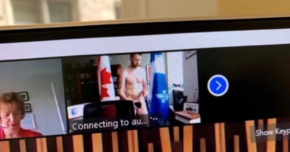 La webcam si attiva inaspettatamente: il deputato è nudo
