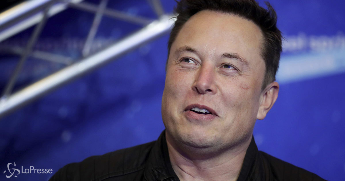 Crolla il patrimonio di Elon Musk per colpa di un suo tweet: ora è il terzo uomo più ricco