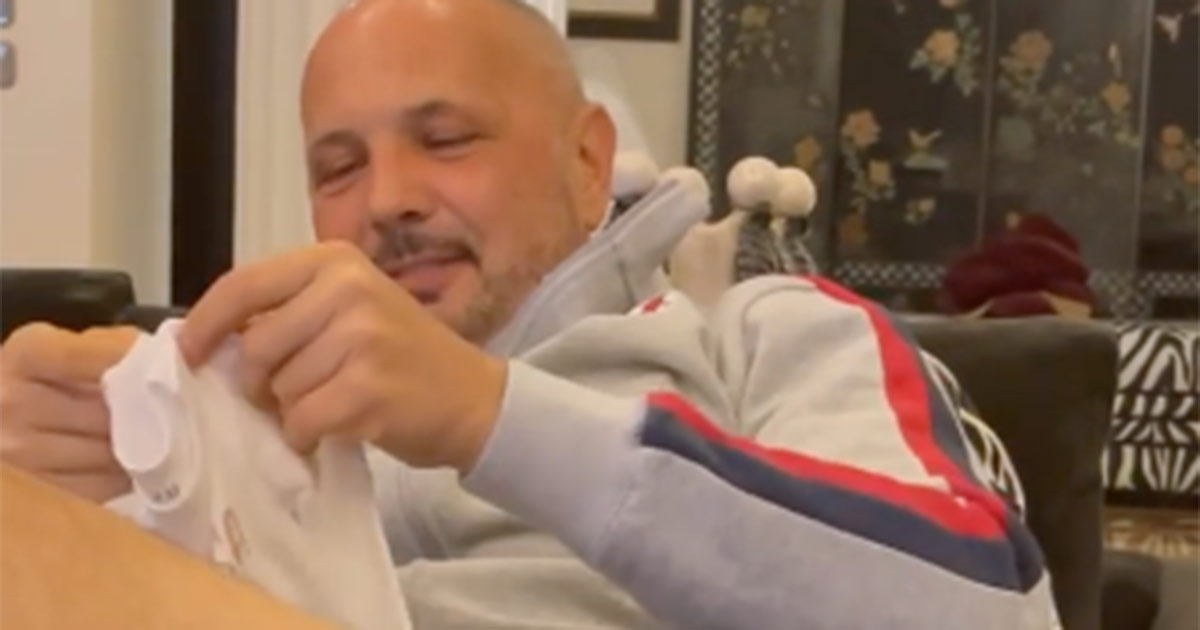 Sinisa Mihajlovic si commuove alla notizia che diventerà nonno: ecco il video