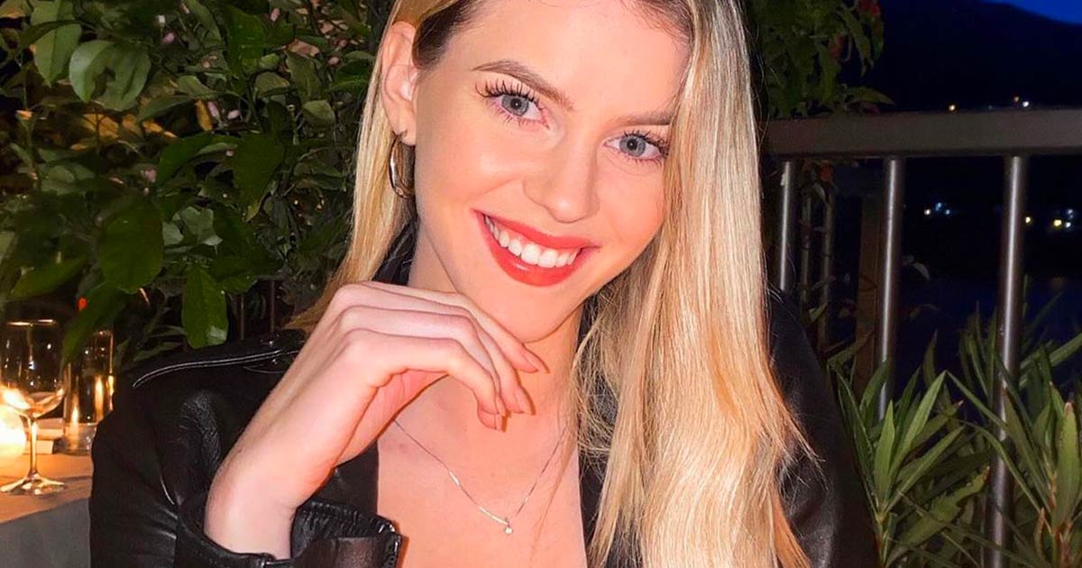 Romantica e sorridente, le nuove foto di Sara Croce conquistano i follower