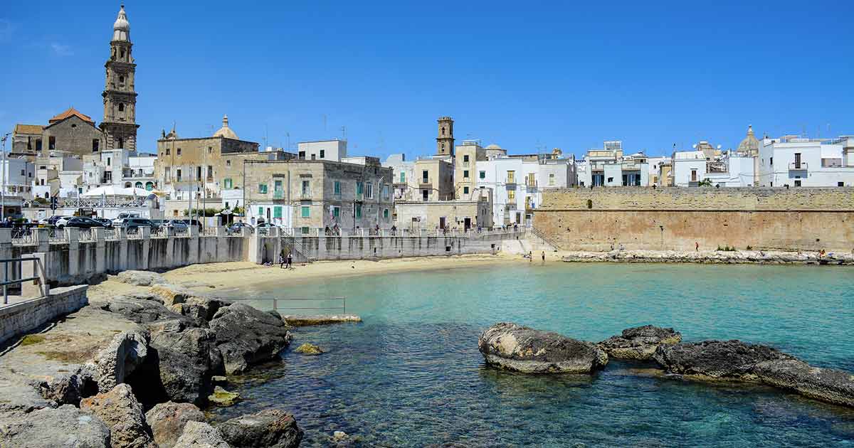 Bandiere Blu 2021: la classifica delle regioni con le migliori spiagge d’Italia