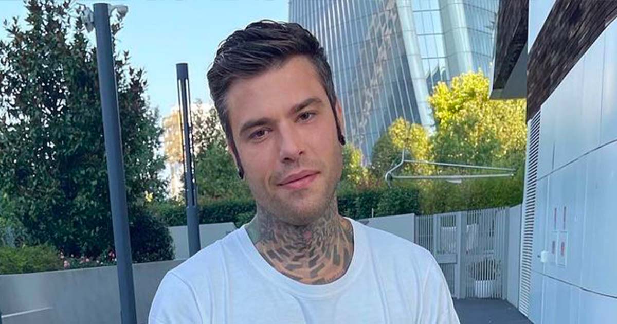Fedez, la piccola Vittoria e il ciuffo ribelle: ecco la reazione dei followers alle nuove foto