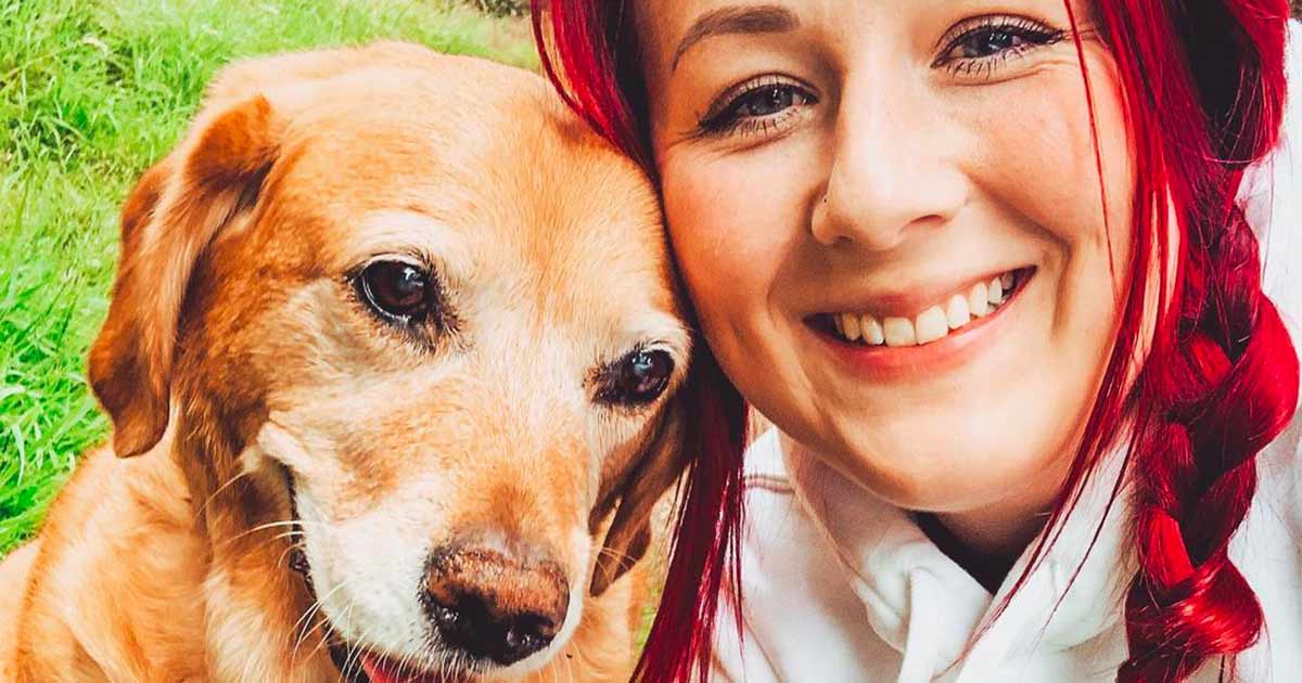 Lascia il lavoro per stare con il cane malato e crea una lista per rendere i suoi ultimi giorni più felici