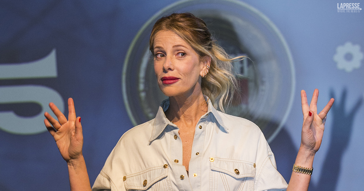 Alessia Marcuzzi e l’addio a Mediaset: la conduttrice rompe il silenzio