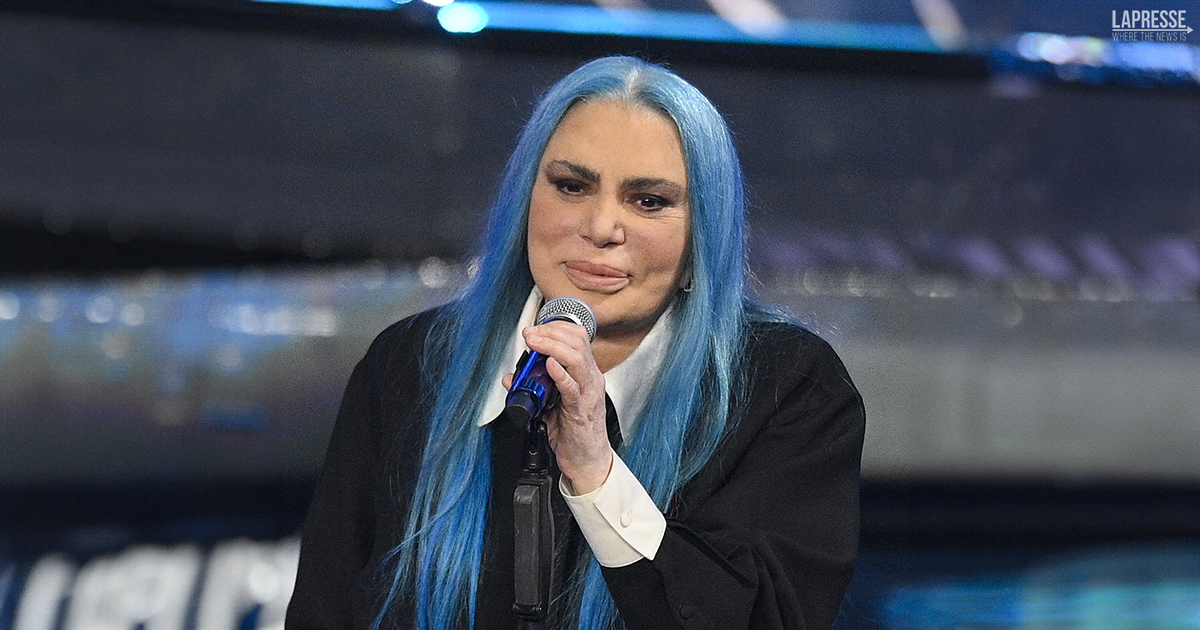 Loredana Bertè costretta a rimandare un’altra data del tour: aggiorna i fan sulle condizioni di salute