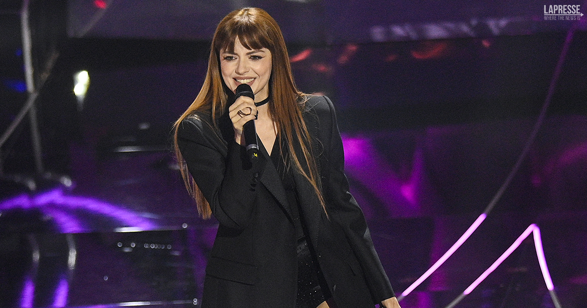 L’attesa è finita: Annalisa ha pubblicato la versione spagnola di “Sinceramente”
