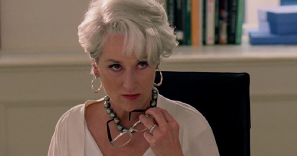 Meryl Streep, incidente sul set de “Il Diavolo veste Prada 2”: la caduta rovinosa sulle scale a causa dei tacchi alti