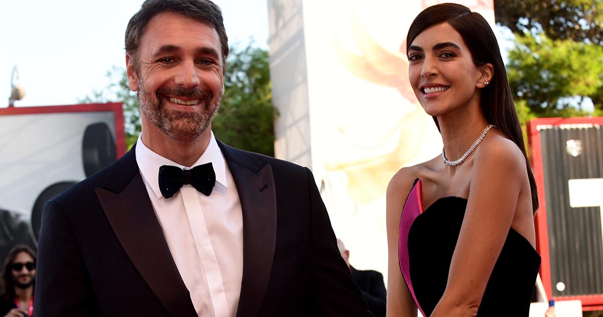 Spuntano nuovi tradimenti tra Raoul Bova e Rocio Munoz Morales: lei chiede l’affido dei figli e lui si fa difendere dall’ex suocera