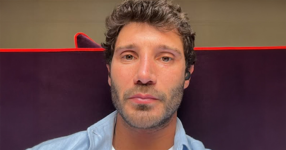 Stefano De Martino dice definitivamente addio a “Stasera tutto è possibile”: ecco perché non lo vuole più condurre
