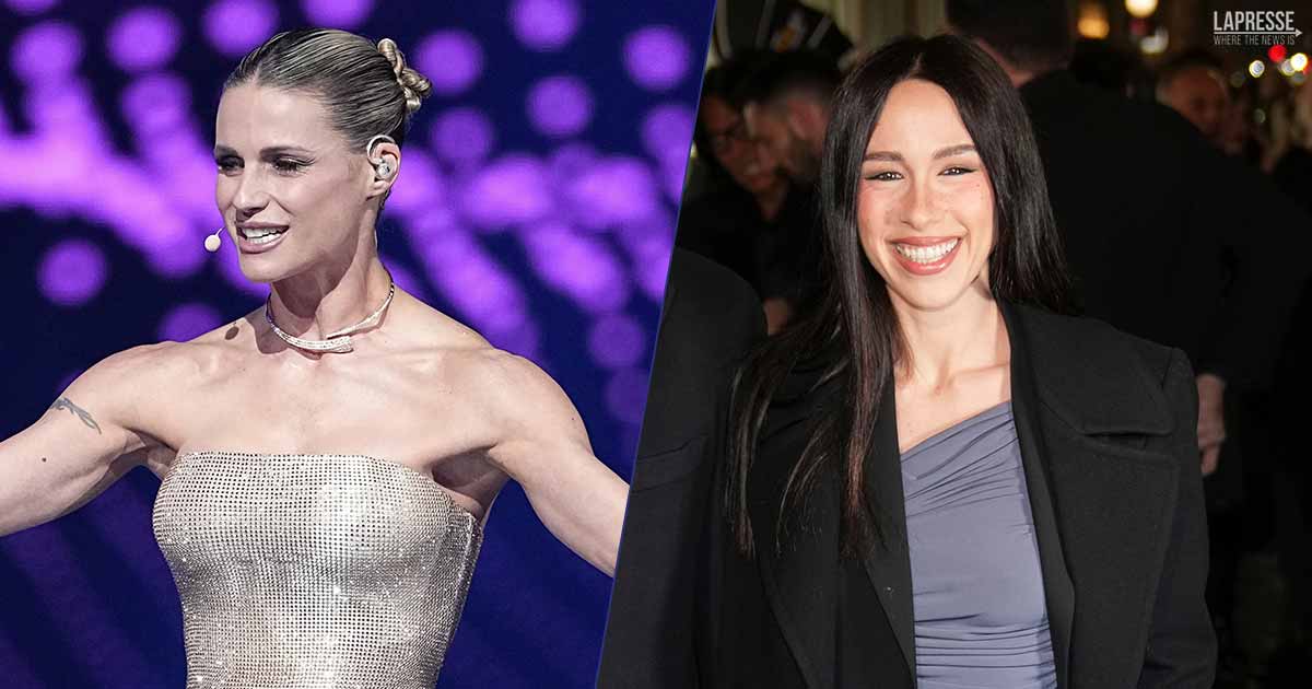 “Sono un po’ in imbarazzo”: Michelle Hunziker irrompe da Aurora Ramazzotti dopo Ballando con le Stelle “Sono un po’ in imbarazzo”: Michelle Hunziker irrompe da Aurora Ramazzotti dopo Ballando con le Stelle