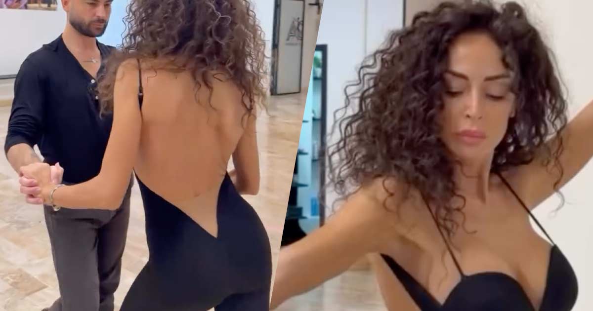 Raffaella Fico sembra nuda: il selfie in sala danza è da impazzire